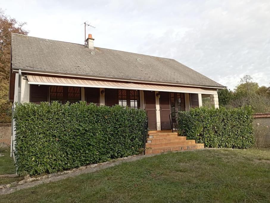 Le Logis De Thais Henrichemont Exterior photo